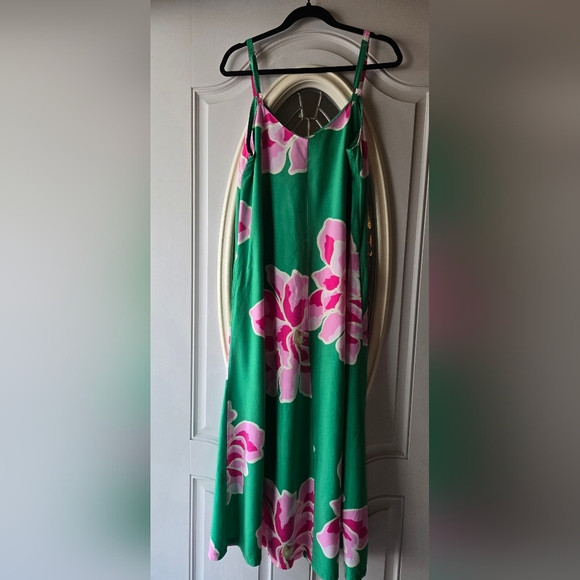 Label Of Love Green Flowy Maxi Dress with Pink Floral Accents ~ Medium - Picture 2 of 7